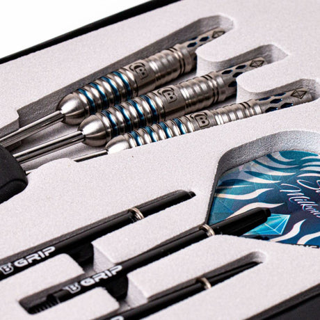 BULL'S Sarah Milkowski Steeldarts